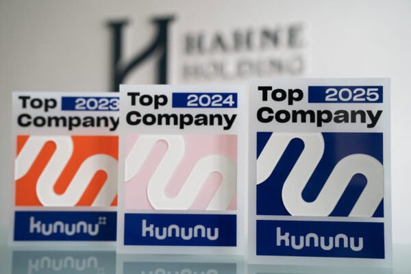 Innovative Auszeichnung für Top-Unternehmen 2023, 2024, 2025 bei Hahne Holding, führend in Wirtschaft und Innovation.